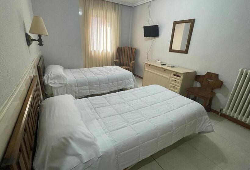 Hostal Ochoa