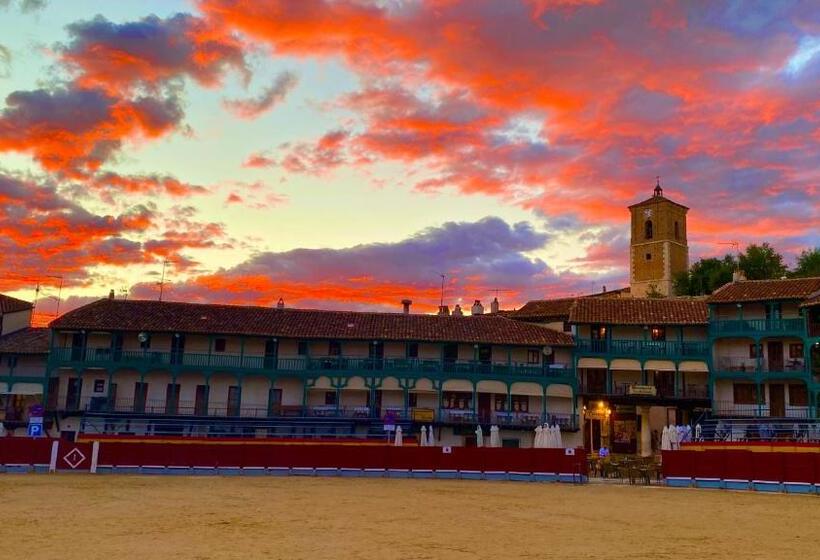 هتل Hostal Chinchon