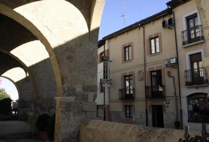 Hotel Hostal La Corte