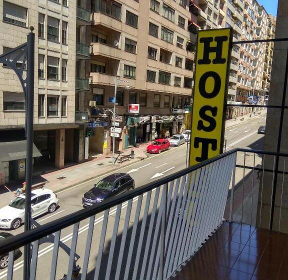 هتل Hostal Lido