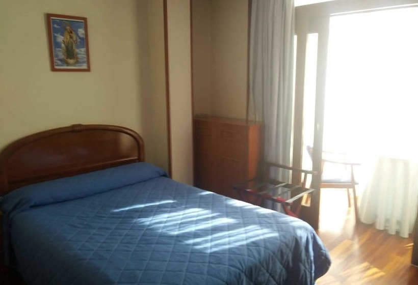 ホテル Hostal Sancho Garcia