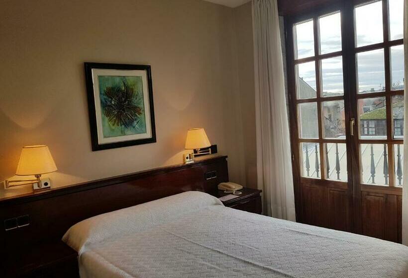 Hostal Santa Maria