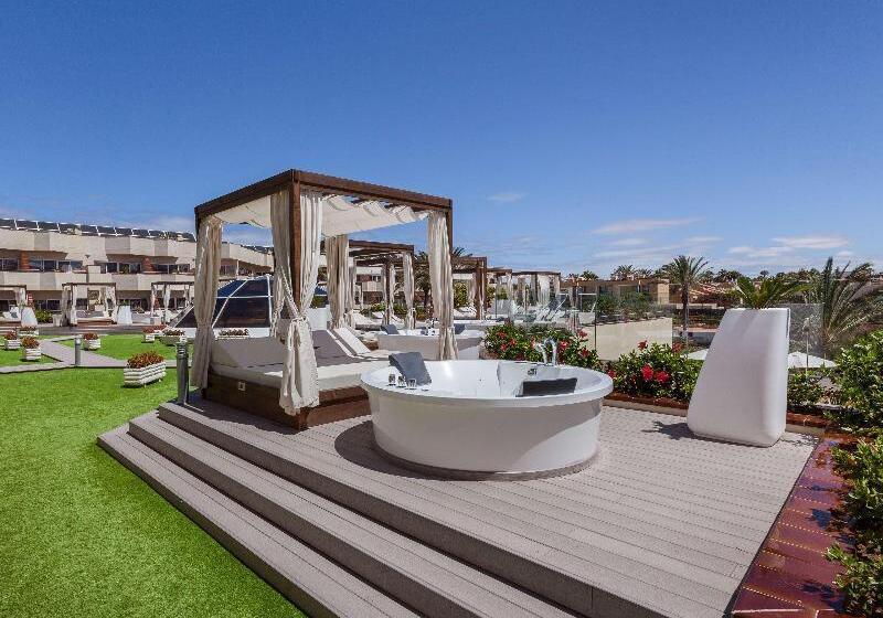 هتل Barcelo Corralejo Bay  Adults Only