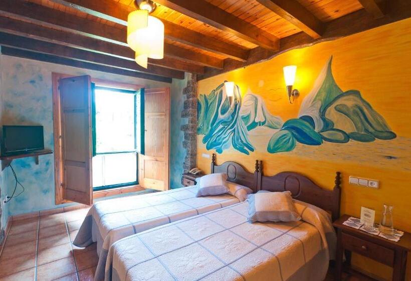 هتل Costa De Rodiles