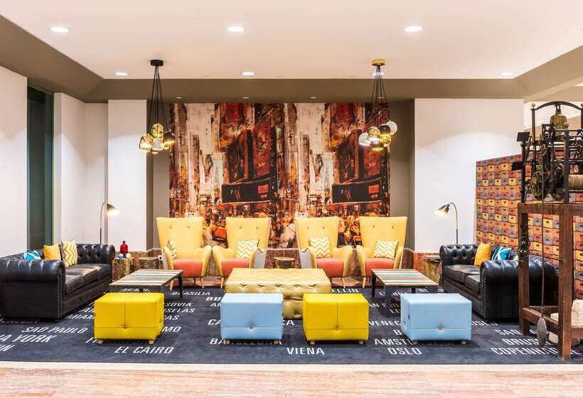 فندق Guadalajara & Conference Center Affiliated by Melia