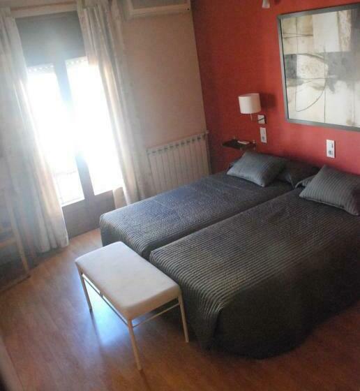 בית מלון כפרי Hostal Delgado