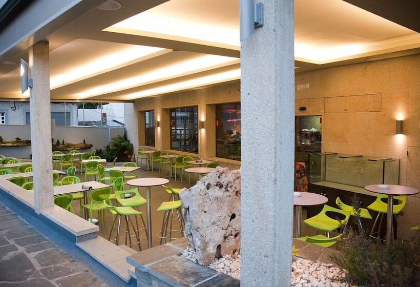 ホテル Hostal Restaurante Terra Cha