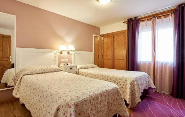 酒店 Hostal Vidaller