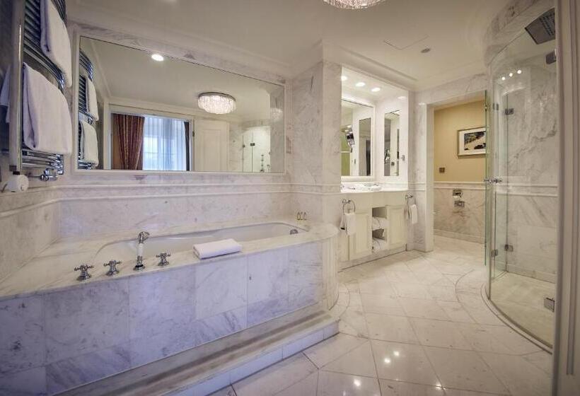 Falkensteiner Schlosshotel Velden – The Leading Hotels Of The World