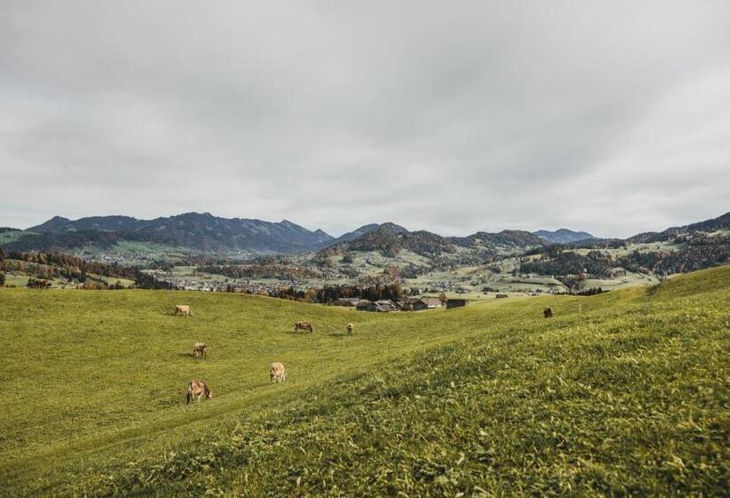 Hirschen   Fine Hotel, Restaurant & Spa