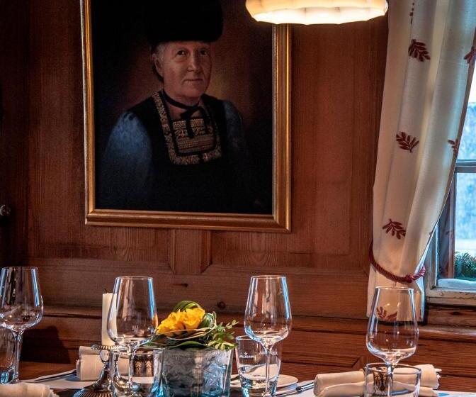 Hirschen   Fine Hotel, Restaurant & Spa