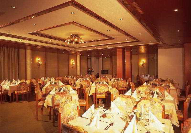 Отель Goldener Lowe
