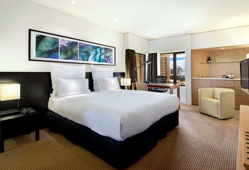 هتل Hilton Adelaide