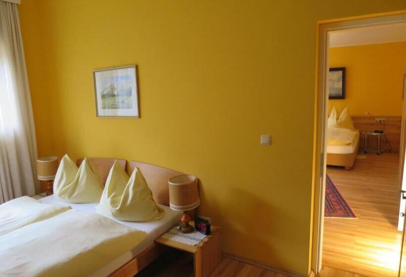 هتل Kur  Und Gästehaus Villa Anna