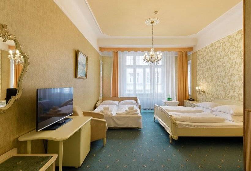 בית מלון כפרי Pension Baronesse