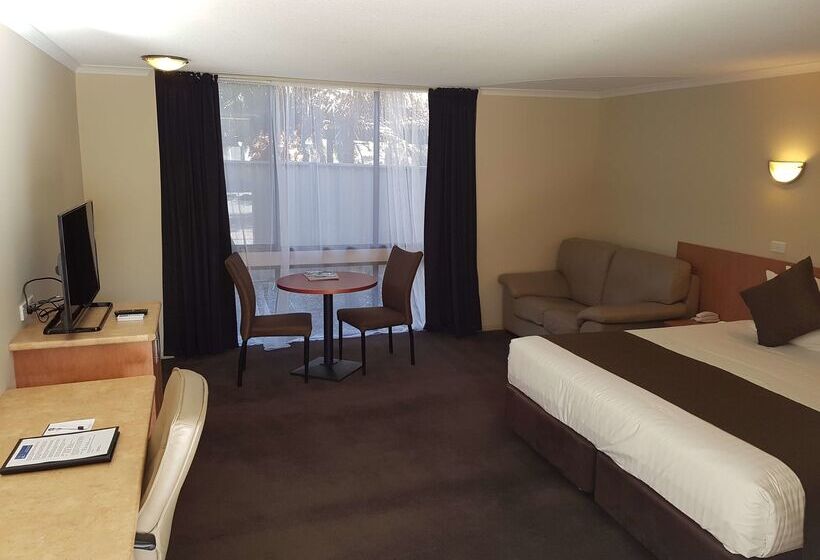 בית מלון כפרי Best Western Chaffey Motor Inn