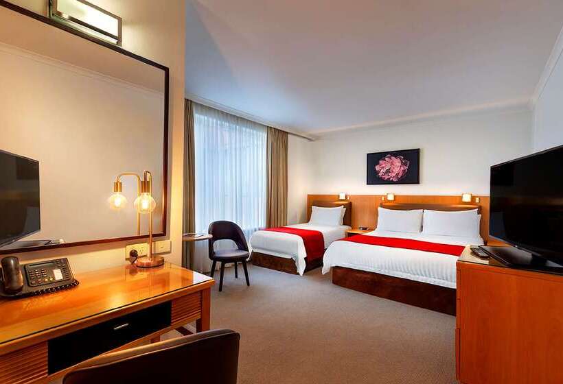 فندق Best Western Plus Travel Inn