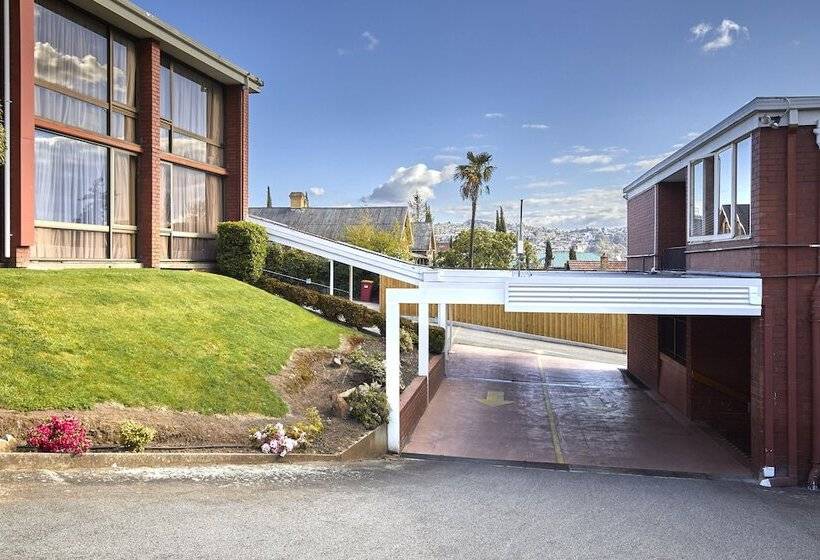 هتل Commodore Regent