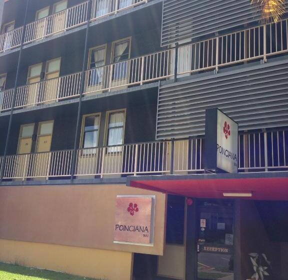 هتل Darwin Poinciana Inn