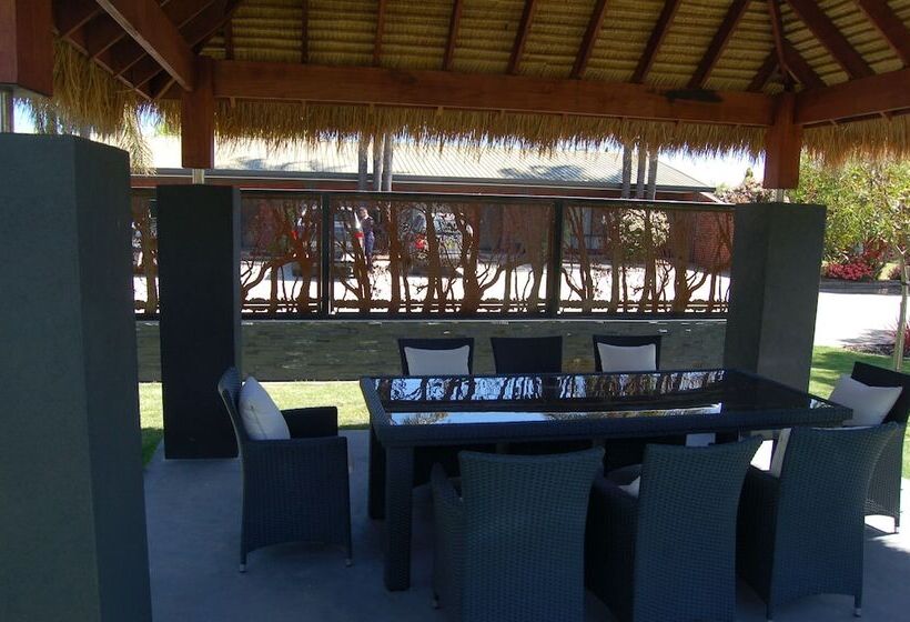 Federation Motel Resort   Corowa