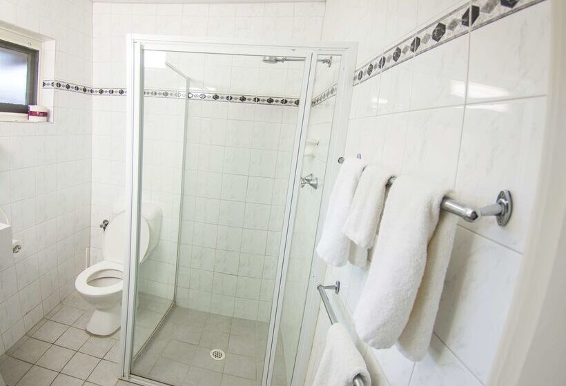 בית מלון כפרי Hospitality Esperance Surestay Collection By Best Western