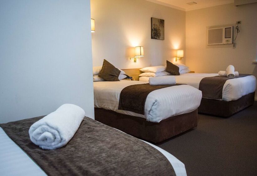בית מלון כפרי Hospitality Esperance Surestay Collection By Best Western