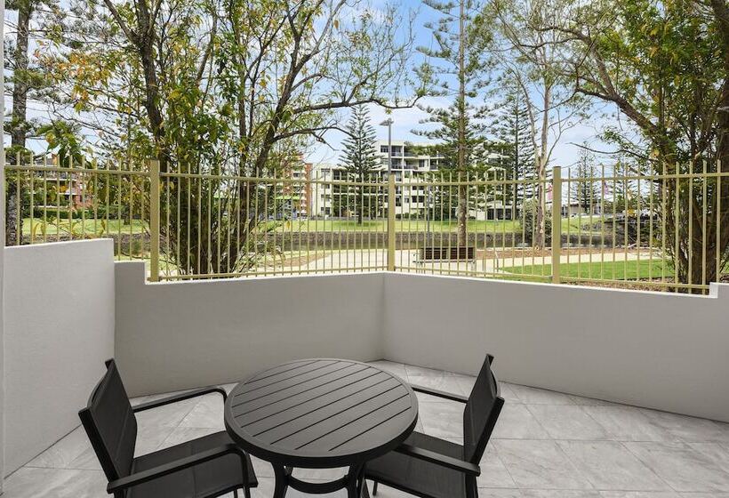 هتل Palm Court Motor Inn