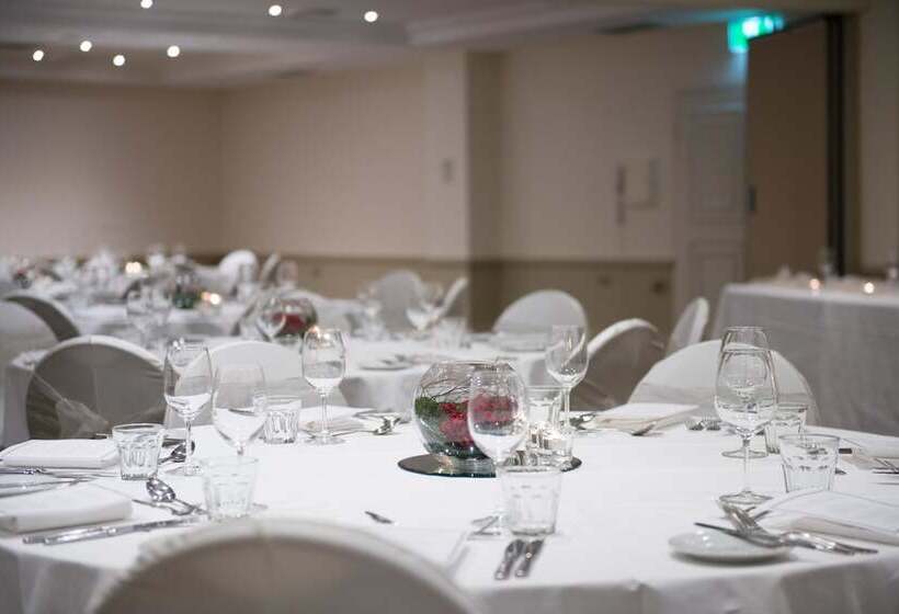 בית מלון כפרי Rydges Camperdown