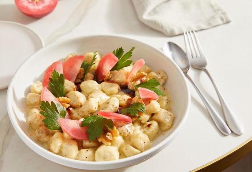 هتل Spicers Guesthouse