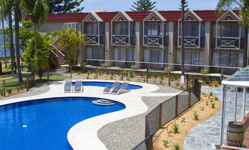 فندق Comfort Resort Waters Edge