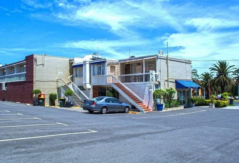 فندق على الطريق Alexander Motor Inn