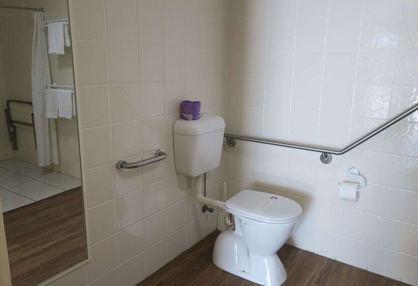 Мотель Caboolture Central Motor Inn, Sure Stay Collection By Bw