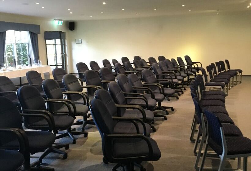 汽车旅馆  Eltham Gateway Hotel & Conference Centre