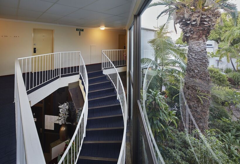 モーテル Windsor Lodge