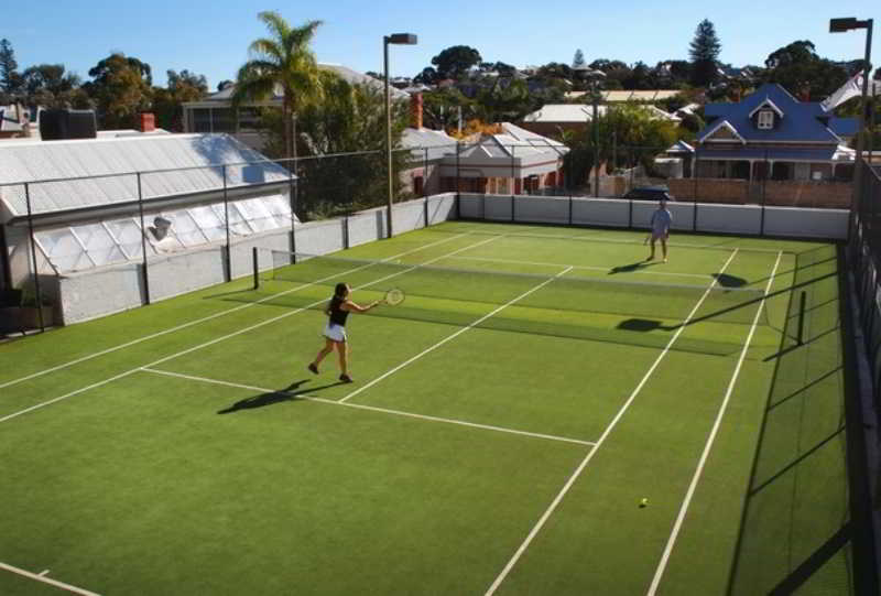 استراحتگاه Pier 21 Riverside Apartment