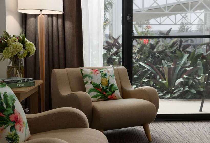 استراحتگاه Sails Port Macquarie By Rydges