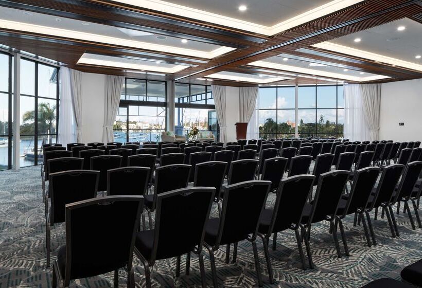 استراحتگاه Sails Port Macquarie By Rydges