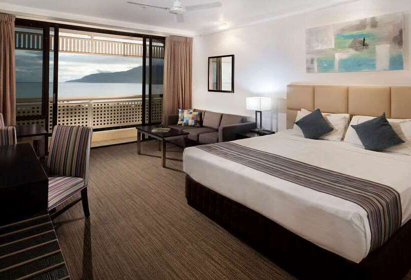 Rydges Esplanade Resort Cairns