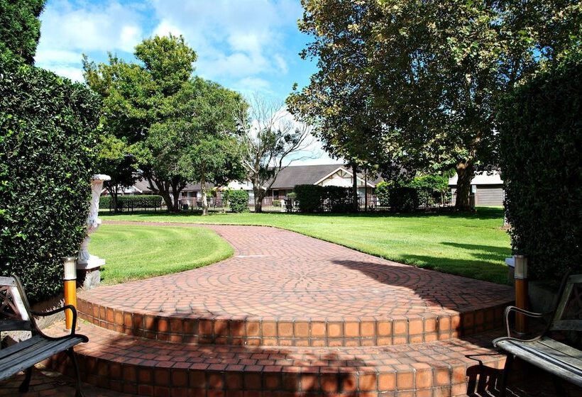 Hotel Sir Francis Drake