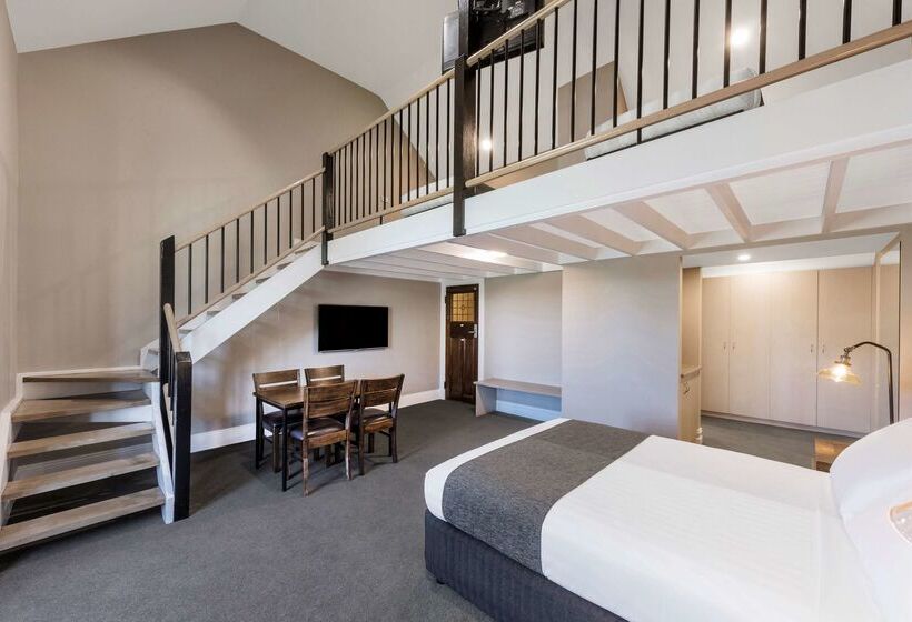 בית מלון כפרי Best Western Olde Maritime Motor Inn