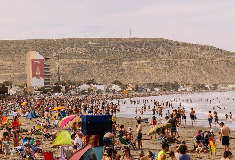 فندق Comodoro