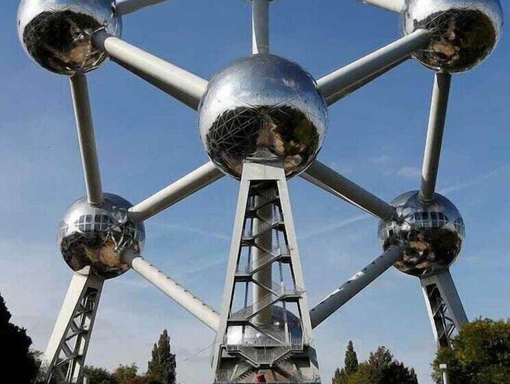 ホテル The Usual Brussels