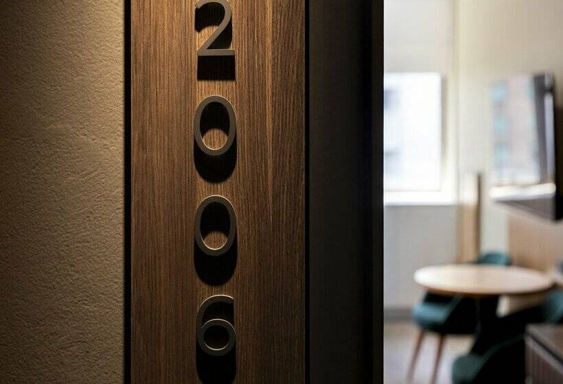 Novotel Sydney City Centre