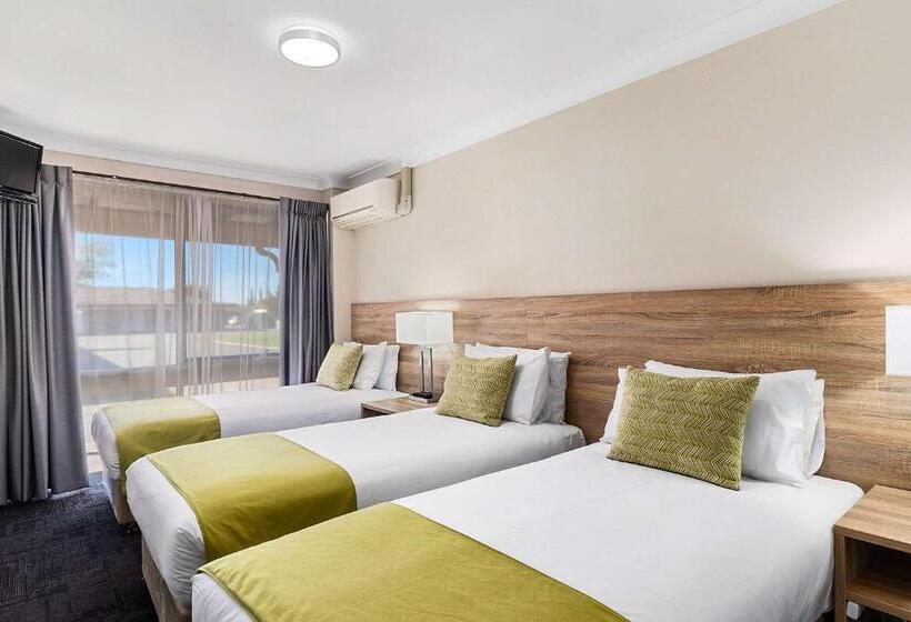 فندق Quality Inn Carriage House
