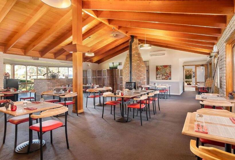 فندق Quality Inn Carriage House