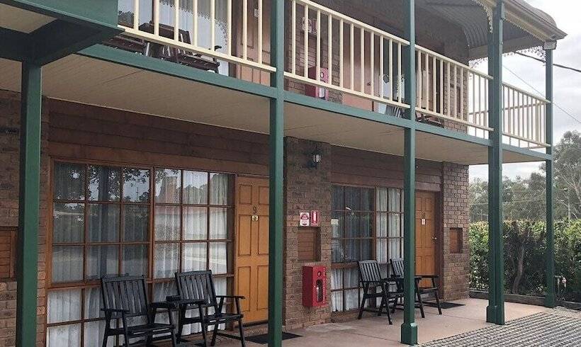 Мотель Travellers Rest Motor Inn Swan Hill