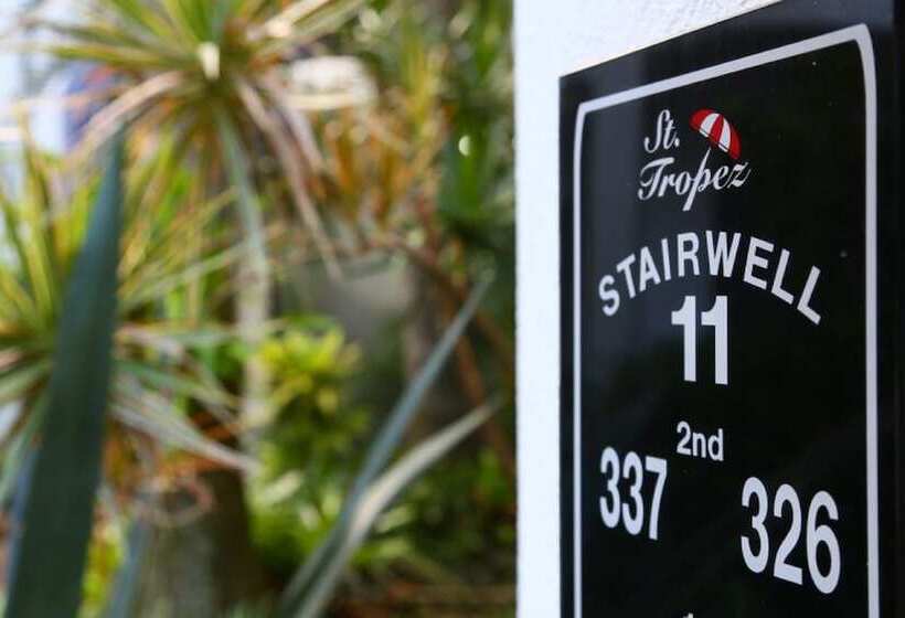 St Tropez Apartments