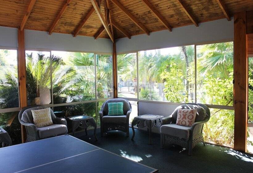 Swan Hill Resort