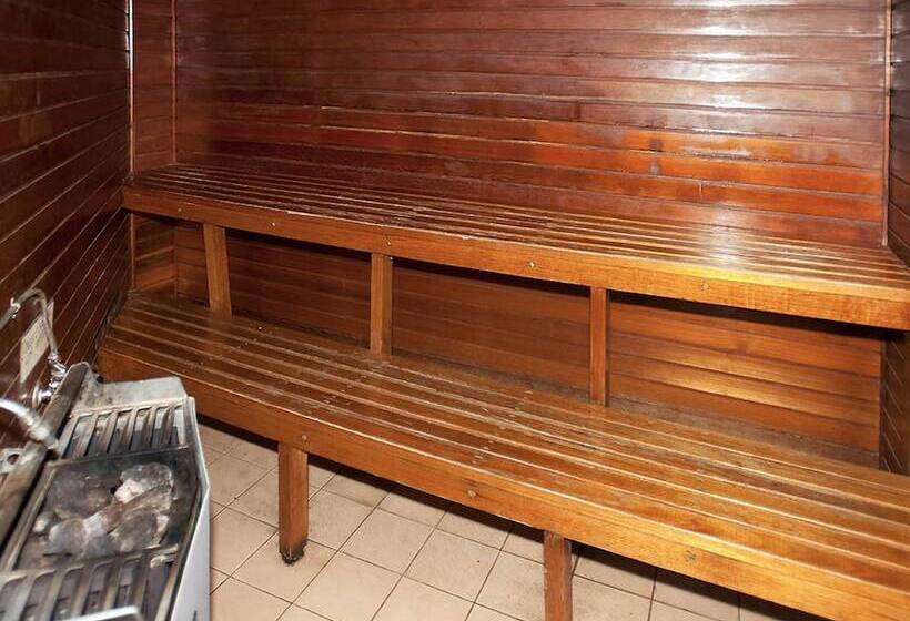 Swan Hill Resort