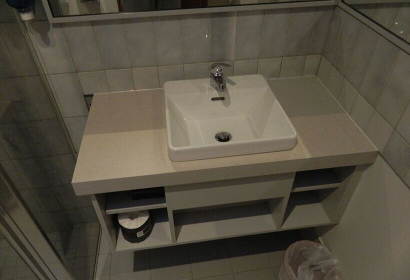 Werribee Motel And Apartments